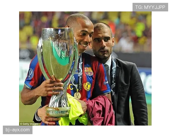 维尼修斯与亨利：边锋影响力与历史地位差距解析